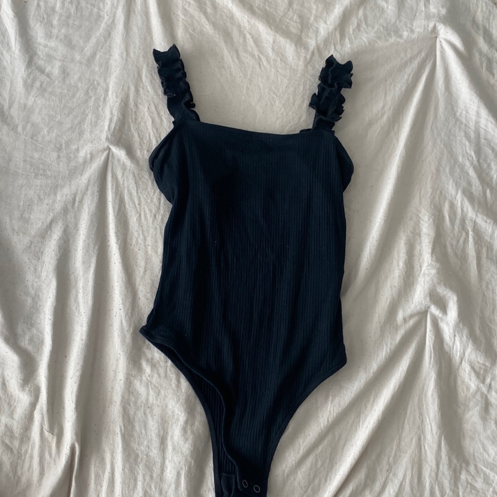 Ribbed Hollister body suit